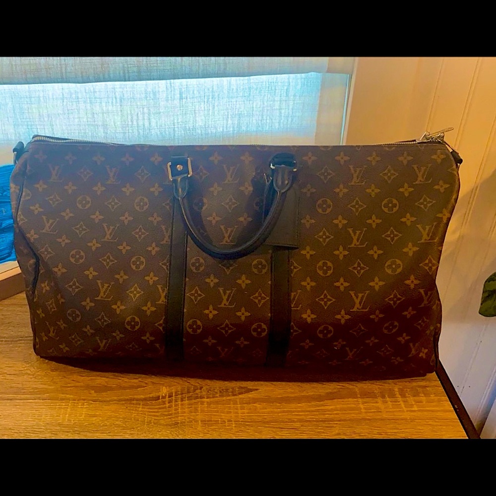 Louis Vuitton Duffel Keepall 55 Bandouiliere